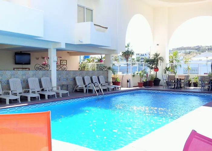 Palmas Hotel 3*